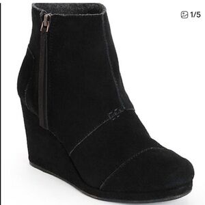 Toms Desert Black Suede Ankle Zip Wedge Booties